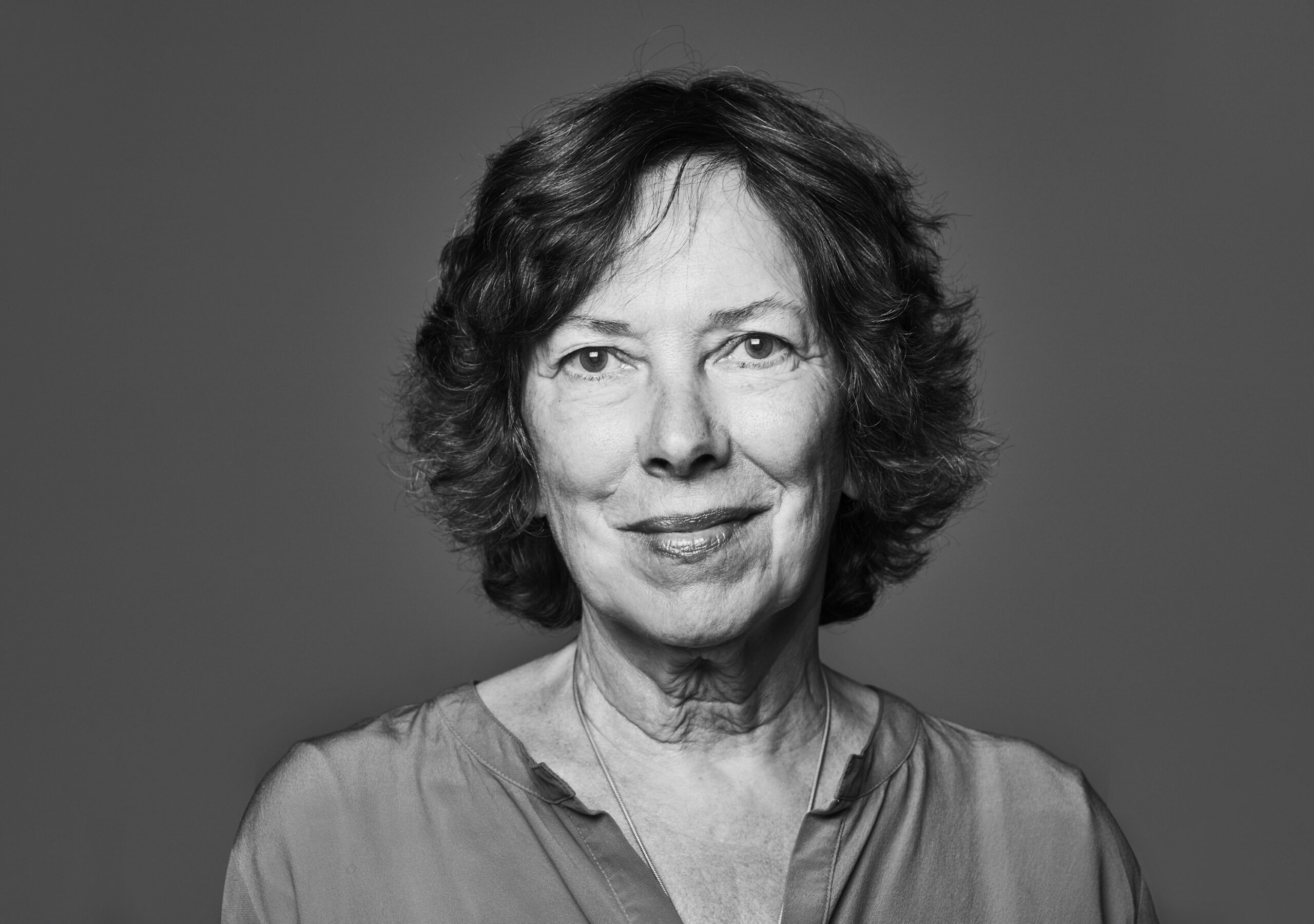 Bild på författaren Nina Burton